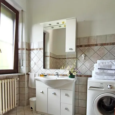 Spazio Di Langa Serra (Cuneo)